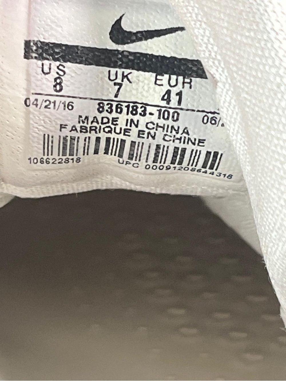 Nike Kobe 11 XI White Black Basketball Shoes Men’s Size 8 - Picture 10 of 10